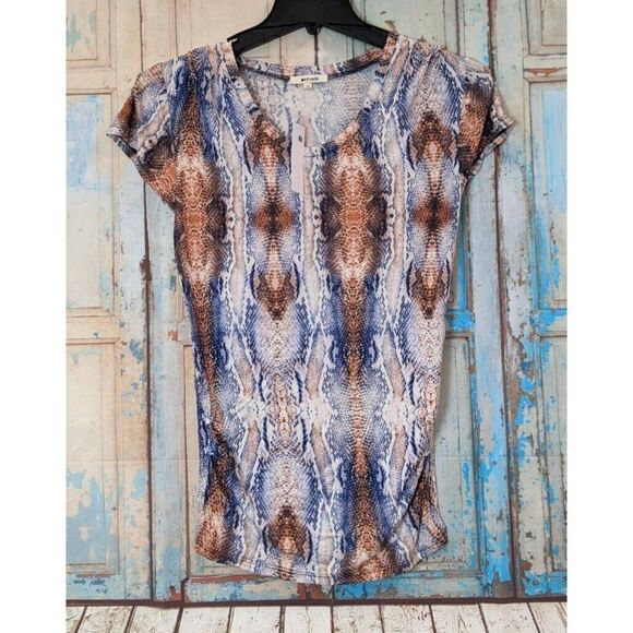 Lamade Womens Size XS Multicolor Snake Print Short Sleeve Round Neck Blouse Top - Picture 1 of 5